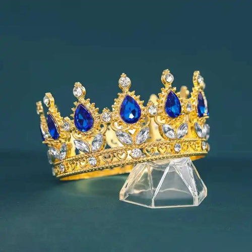 Baroque Vintage Gold Round Tiara