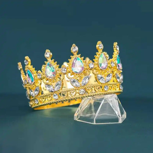 Baroque Vintage Gold Round Tiara